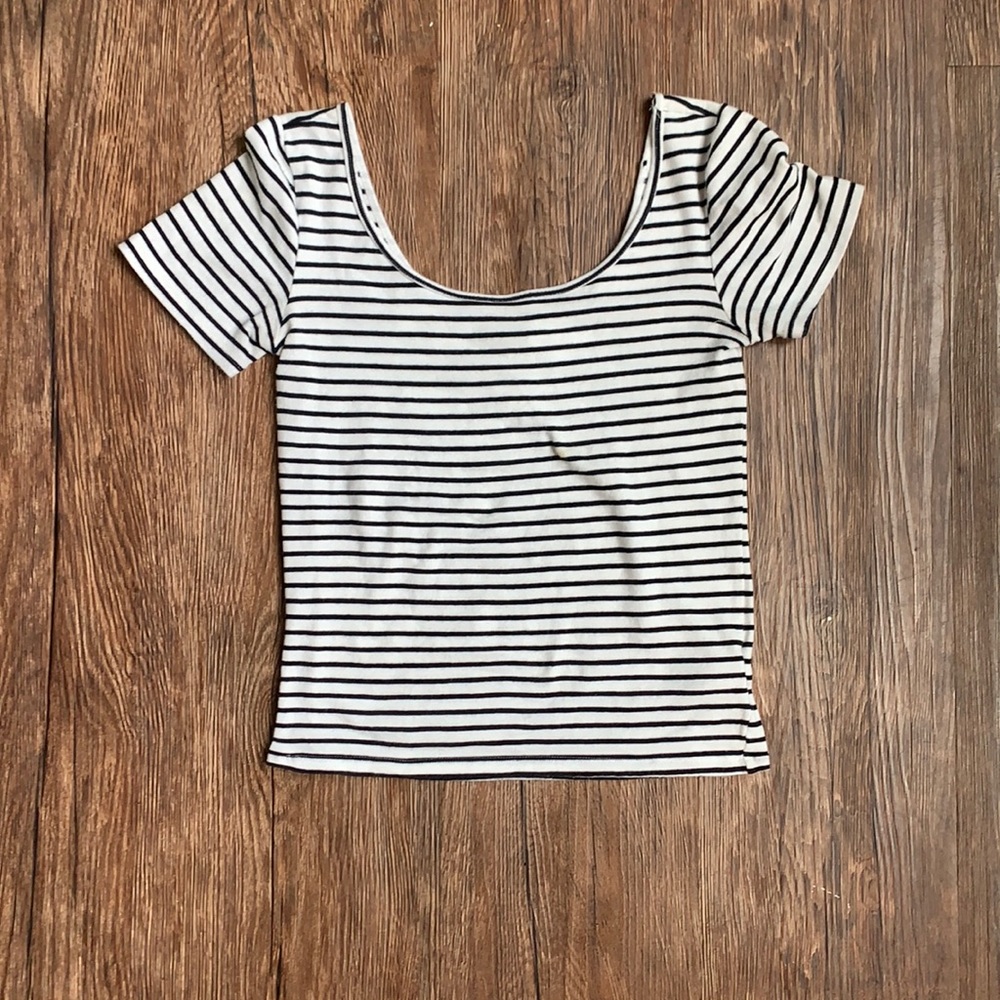 Off the shoulder